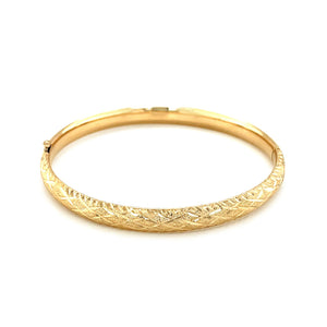 14k Yellow Gold Diamond Cut Design Dome Motif Children's Bangle