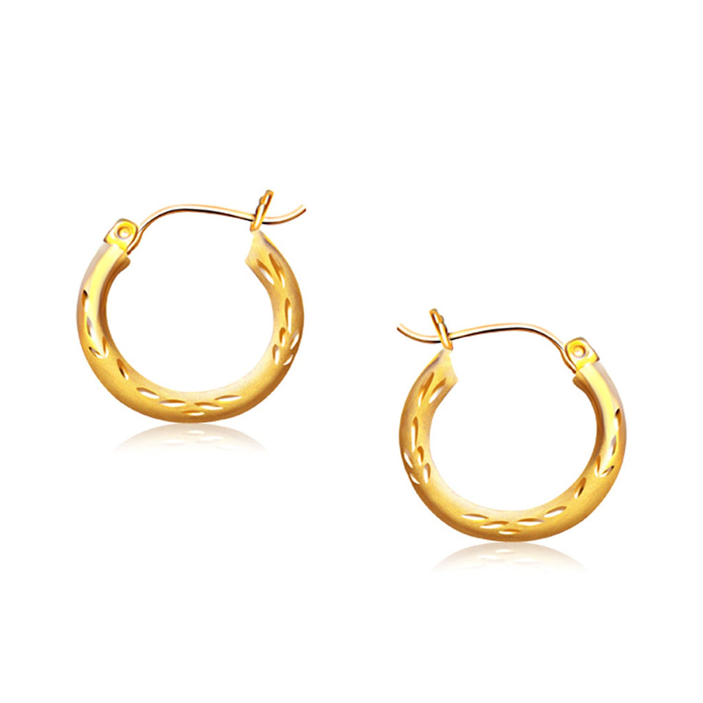 14k Yellow Gold Fancy Diamond Cut Hoop Earrings (5/8 inch Diameter)