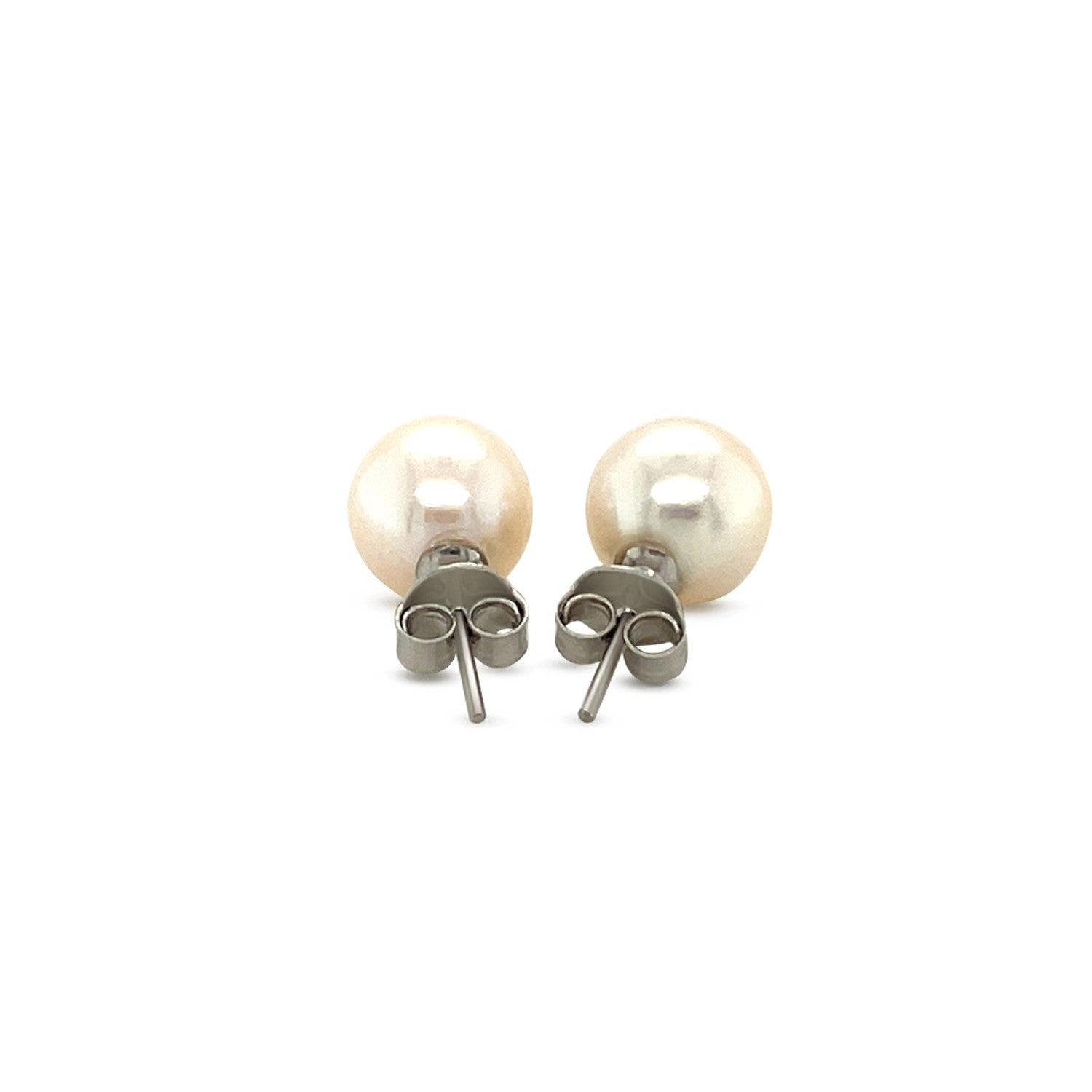 Freshwater Pearl Earrings in Sterling Silver