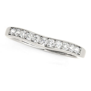 14k White Gold Curved Diamond Wedding Band (1/4 cttw)